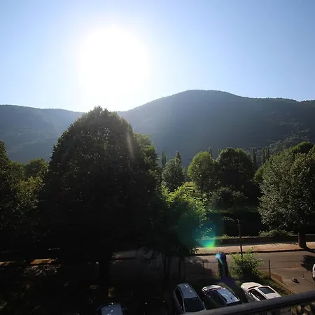 T3 A Luchon: Balcon, Parking, Proche Thermes & Centre, Bien Equipe - Fr-1-313-232