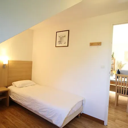 Apartment T3 A Luchon: Balcon, Parking, Proche Thermes & Centre, Bien Equipe - Fr-1-313-232 Bagnères-de-Luchon