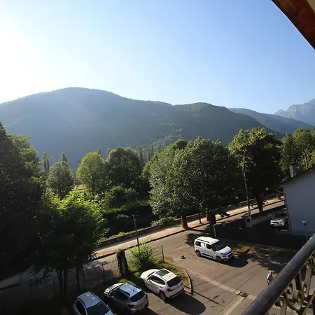 T3 A Luchon: Balcon, Parking, Proche Thermes & Centre, Bien Equipe - Fr-1-313-232 Lejlighed