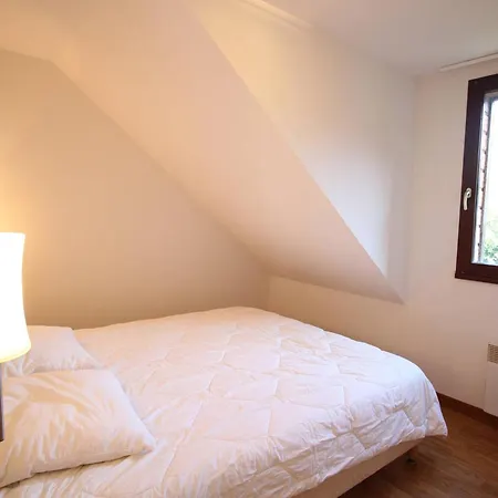 T3 A Luchon: Balcon, Parking, Proche Thermes & Centre, Bien Equipe - Fr-1-313-232 Lejlighed